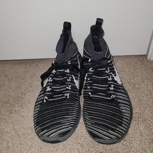 Nike Train Force Flyknit Black/White Training Shoes